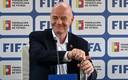 Infantino sigue hablando  a favor de la realización del Mundial cada dos años (AFP)
