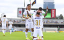 Washington Corozo celebra con Pumas el gol del triunfo contra Bravos. (Imago7)