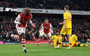Lacazette hizo el gol del empate en extremo | AFP