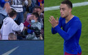 El jugador norteamericano le hizo el día a un joven fan del Barcelona. (Foto: Especial)