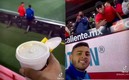 Alexis Vega rechazó el elote, pero sí le aceptó unos cacahuates al aficionado. (Foto: @@jasubi_valle)