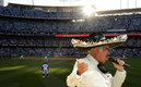 El Dodger Stadium vibró al ritmo de Vicente Fernández | Reuters