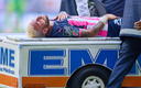 El jugador de Rayados no pudo continuar y fue retirado del campo. (Foto: Mexsport)