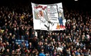 La pancarta fue mostrada en el Selhurst Park