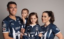 Moreno y su familia presumen que pronto llegará su nuevo integrante. (Foto: Instagram)