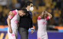 Leaño cobijó a los jugadores tras la derrota. Foto: Imago7