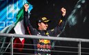 Checo Pérez festeja el podio en el GP de Estados Unidos. (FOTO: Mexsport)