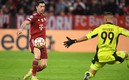 Lewandowski logró tres goles ante Benfica. Foto: Reuters