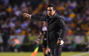 Después de tomar las riendas del equipo como interino, Leaño seguirá como DT de Chivas. (Imago7)