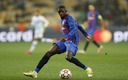 Dembélé regresó el pasado 3 de noviembre a los terrenos de juego después de una lesión que lo dejó fuera cuatro meses. (Reuters)