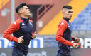 Johan Vásquez salió como titular en el choque entre Empoli y Genoa. (Foto: @GenoaCFC)