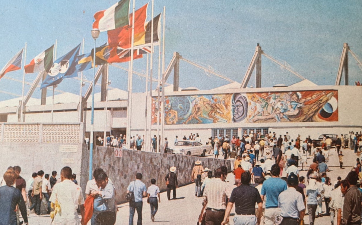 https://cdn2.mediotiempo.com/uploads/media/2021/11/08/estadio-mural-vicente-corro.jpg