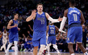 Dallas Mavericks sufrió hasta el último segundo para vencer a los Celtics. (Foto: AFP)