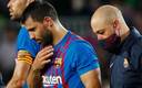 La prensa catalana informó que la carrera del Kun podría llegar a su final (Reuters)