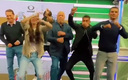 Al equipo de TUDN le llovieron críticas tras aparecer bailando en TikTok. (Foto: @cweigend7)