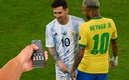Argentina busca su pase al Mundial ante Brasil este martes. (AFP)