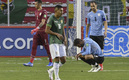 Uruguay está al borde de la eliminación. (Foto: AFP)