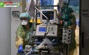 Los médicos alemanes sigue combatiendo a la covid-19. FOTO: AFP.