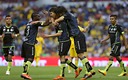 Oribe, Darwin y Lacerda celebrando el tercer tanto de los laguneros. (Imago7)