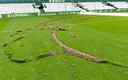 El césped del estadio El Sardinero sufrió grandes daños (Twitter @realracingclub)
