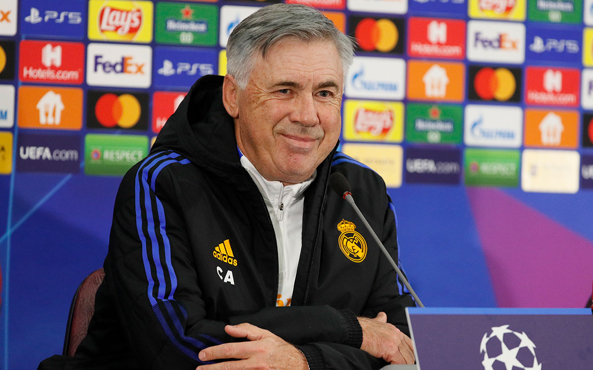 Carlo Ancelotti se quedaría de por vida en el Real Madrid (Reuters)