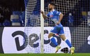 Mertens se lució con doblete en 45 minutos