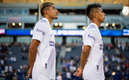 Julián Araujo y Efraín Álvarez fueron de los primeros en llegar. (Foto: @LAGalaxy)