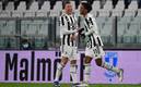 Juan Cuadrado puso adelante a la Juventus con un gol olímpico (Foto AFP)