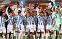 Los Sub-18 de Tuzos celebrando el campeonato. (Imago7)