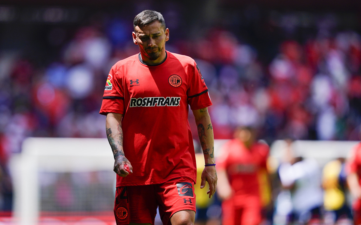 Rubens Sambueza Anuncia Su Salida Del Toluca Con Emotivo Mensaje