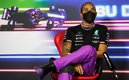 Hamilton gana unos 49 millones de euros por temporada. (FOTO: AFP)