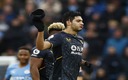 Jiménez, molesto por dejar a su equipo con 10. (Reuters)
