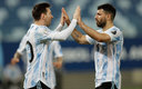 Messi y Kun son amigos desde hace muchos años (AP)