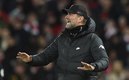 Jurgen Klopp dijo que un jugador no vacunado es una amenaza para todos. (FOTO: AFP)