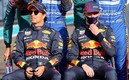 Max Verstappen la ha dado un gran crédito a Checo Pérez en los últimos días. FOTO:  AFP.
