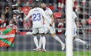 Karim Benzema celebra uno de sus dos goles ante el Bilbao. FOTO: AFP.