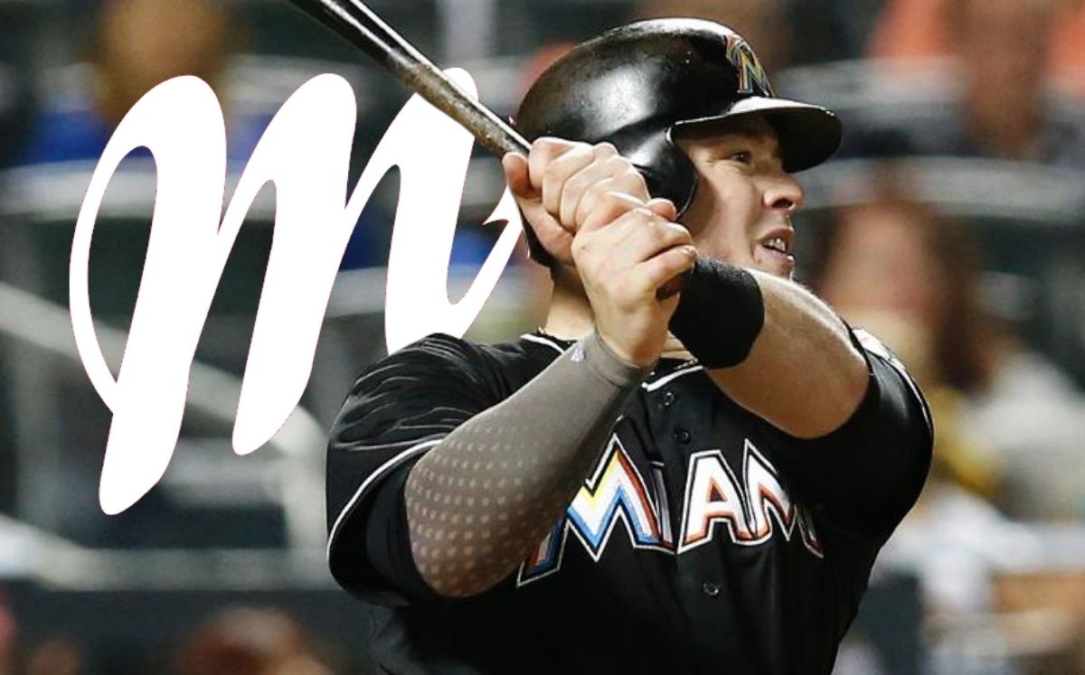 Justin Bour tuvo su mejor año en MLB durante 2017 con 25 HR. (Especial)