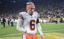 Los Cleveland Browns necesitan dos victorias y una combinación de resultados para asegurar un lugar en playoffs. (Reuters)
