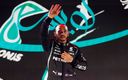 Hamilton celebrando su victoria en Arabia Saudita. (Reuters)