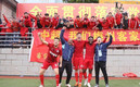 Vas Núñez logró el ascensó con el Meizhou Hakka. (FOTO: Weibo)