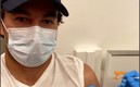 Checo Pérez compartió la vacunación mediante sus redes sociales. (Captura de Twitter Checo Pérez)