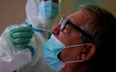 Los casos positivos se han ido incrementando en todo el mundo. (AFP)