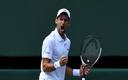 Djokovic disputando un duelo en Wimbledon. (Reuters)