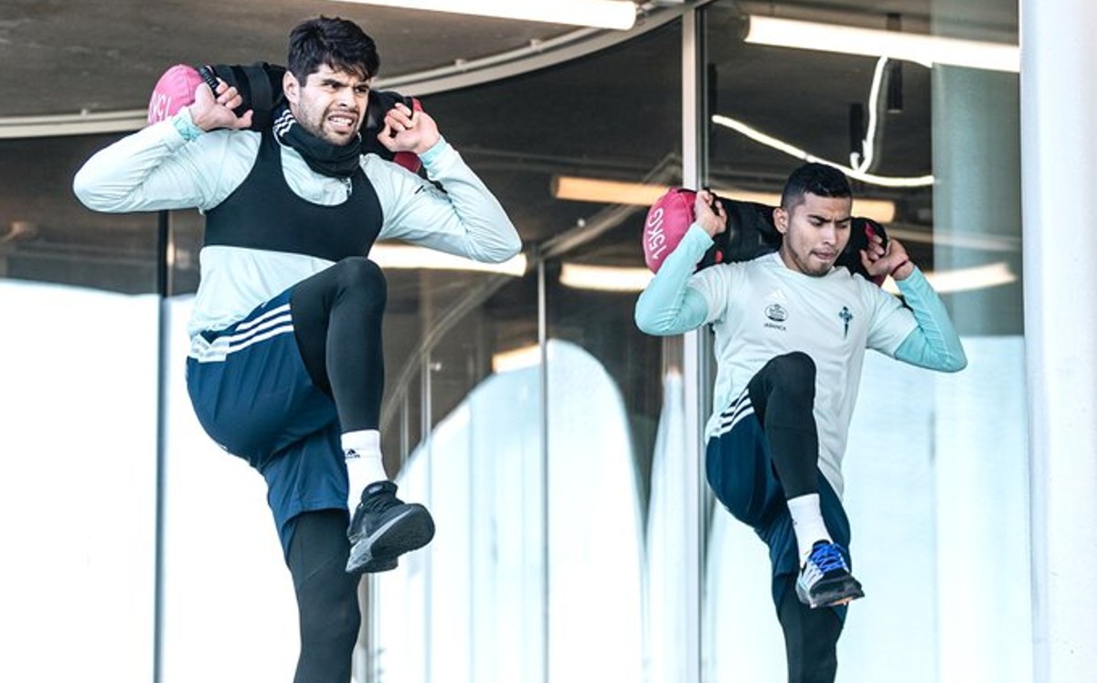 Así fue el recibimiento de Néstor Araujo a Orbelín Pineda en el Celta