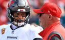 Tom Brady y Bruce Arians previo al juego de Buccaneers vs Eagles. (AFP)