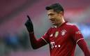 Lewandowski se lució con un triplete en la victoria del Bayern sobre Colonia (Reuters)