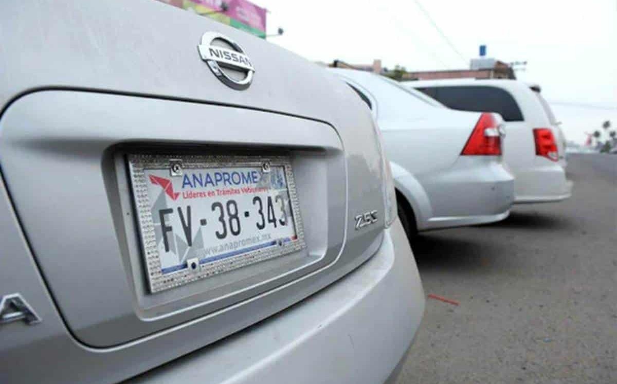 ¿Puede un auto chocolate nacionalizado cruzar a Estados Unidos? El