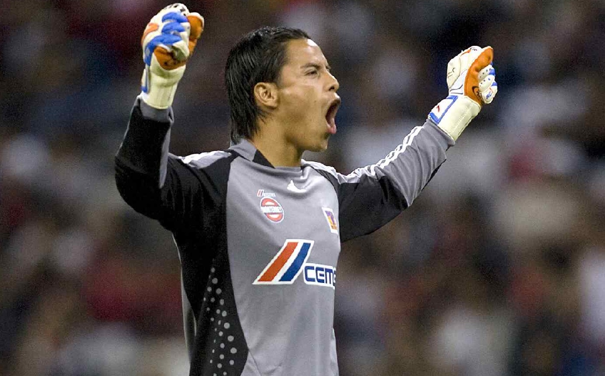 Talavera, porterazo que inició con mala suerte Rivas