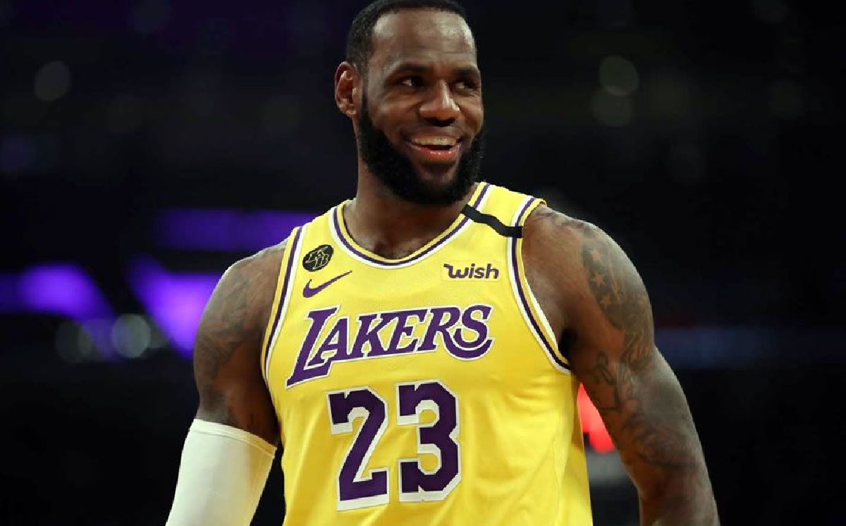 LeBron lidera las ventas en NBA junto con Lakers. (Foto: AFP)