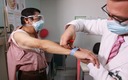 Una persona siendo atendida en las instalaciones del IMSS. (@Tu_IMSS)